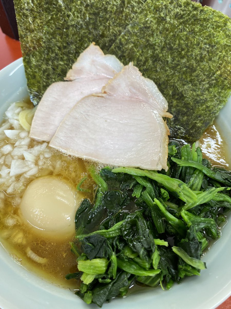 daigoujiga's tweet photo. こころ家にてランチ！
こころ家ラーメン塩ダレ変更！玉ねぎ・ほうれん草トッピング！悪魔の背徳飯（マヨ抜き）
#水戸市
#水戸ラーメン
#横浜家系ラーメン
#こころ家 https://t.co/DBLXVaR5Nf
