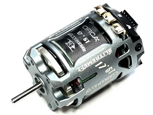 rcmaniax's tweet photo. 【RC Maniax Web STORE】CAYOTE & INO8 & MR33の新製品各種、LapMonitor、XB2キット等が入荷!:6月18日入荷情報
#RC #RCMANIAX #ラジコン #CAYOTE #IN8 #MR33 #XRAY #ORCA #スクエア #MK雅Design #SpeedKingTour #TWORKS #篠永化成 #タミヤ
https://t.co/GDWVeMOHG5
※店長注目の入荷商品
CAYOTE CAFCO1S ブラック CAYOTE Tシャツ サイズ:S:New!
CAYOTE CAFCO1M ブラック CAYOTE Tシャツ サイズ:M:New!
CAYOTE CAFCO1L ブラック CAYOTE Tシャツ サイズ:L:New!
CAYOTE CAFCO1XL ブラック CAYOTE Tシャツ サイズ:XL:New!
CAYOTE CAFCO1XXL ブラック CAYOTE Tシャツ サイズ:2XL:New!
CAYOTE CAFCO13XL ブラック CAYOTE Tシャツ サイズ:3XL:New!
CAYOTE CAFCO14XL ブラック CAYOTE Tシャツ サイズ:4XL:New!
CAYOTE CAFCO15XL ブラック CAYOTE Tシャツ サイズ:5XL:New!
CAYOTE CAFH01 CAYOTE キャップ 01 ブラック フリーサイズ:New!
CAYOTE CAFH02 CAYOTE キャップ 02 ブラック フリーサイズ:New!
CAYOTE CYEFH03 CAYOTE ベンチレーテッド コットンキャップ 03 フリーサイズ:New!
CAYOTE CYECW01 2Sバッテリー用充電ケーブル 5mmバレット-XT90コネクター 620mm オーロラグリーン:New!
CAYOTE CYECW02 2Sバッテリー用充電ケーブル 5mmバレット-XT90コネクター 450mm オーロラグリーン:New!
CAYOTE CYECW03 2Sバッテリー用充電ケーブル 5mmバレット-XT60コネクター 450mm オーロラグリーン:New!
CAYOTE CYECW06 CAYOTE 13AWG スリムシリコンワイヤー 1M オーロラグリーン 外径3.5mm:New!
CAYOTE CYECW07 CAYOTE 11AWG スリムシリコンワイヤー 1M オーロラグリーン 外径4.5mm:New!
CAYOTE CYECW04 CAYOTE 13AWG スリムシリコンワイヤー 1M ブラック 外径3.5mm:New!
CAYOTE CYECW05 CAYOTE 11AWG スリムシリコンワイヤー 1M ブラック 外径4.5mm:New!
CAYOTE CYE632S145 レーシングリポバッテリー 6300mAh/145C/2S1P/7.6V/47.88W
CAYOTE CYE682S145 レーシングリポバッテリー 6800mAh/145C/2S1P/7.6V/51.68W
CAYOTE CYE462S145 レーシングリポバッテリー 4600/145C/7.6V/35Wh/LCGショート
CAYOTE CYE502S145 レーシングリポバッテリー 5000/145C/7.6V/38Wh/LCGショート
ゼロトライブ IN8-30022 3DXカーボンカースタンド 1/10&1/12オンロード用 ブロンズ
ゼロトライブ IN8-40001 X-Lite ホリゾンタルリアボディマウント 1/10 EP オンロード用
ゼロトライブ IN8-20007 X-Lite ホリゾンタルリアボディマウント用カーボンエクステンション Type4L:New!
ゼロトライブ IN8-30010 3DX 1/8&1/10オンロードホイールアーチサンダー:New!
ゼロトライブ IN8-30011 3DXストレートサンディングツール:New!
ゼロトライブ #2064 TYPE A(USGT公認)1/10 USGT LEXAN クリアーボディ 専用ウィング付属
ゼロトライブ #2064ULT【限定生産品】TYPE A ULT 1/10超軽量仕様クリアーボディ 専用ウィング付属
ゼロトライブ LM1096 LapMonitor(ラップモニター)
ゼロトライブ MR33-351016 MR33 タングステンウェイト10g (17.4x5x6mm 10g):New!
ゼロトライブ MR33-351017 MR33 タングステンウェイト5g (9x6x5mm 5g):New!
ゼロトライブ MR33-0003 MR33 V3 グリップ剤 ゴムタイヤ アスファルト路面用100ml ETS公認
ゼロトライブ MR33-252011 MR33 シグネチャーカースタンド 1/10&1/12 オンロードカー用
XRAY 320020#3 XB2 2026 - Carpet Edition 2WDレーシングバギー組立キット
プロスペック MO24BT3U175AFE ORCA BLITREME3 17.5T Roar Spec JM2025 FE
プロスペック LP26LON66HV ORCA Powercore 6600 7.6V 140C LCG Li-po バッテリー
サンワ 107A54501B SUPER VORTEX Gen2 PRO ブラシレスESC
スクエア SKB-001 SpeedKing Tour CB 1/10ツーリングカー用クリアボディ
MK雅Design MKTSR MK ボディーマウントレース専用・YURUGIX Twister用(1セット)
POWERS SKT72140-2S1P SpeedKingTour 7200 7.6V U-LCG HV リポバッテリー
POWERS SKT-BP02 SpeedKingTour クイックロックバレットプラグ(4mm/2個入)
篠永化成 SK-MG3WH マイティグリッパーV3 タイヤトラクション剤 【白/100ml】