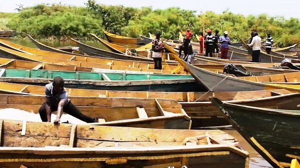 TheExplorerNews's tweet photo. UPDF Sets Limit for Fishing Boats to 66 per Landing Site.
#ExplorerNewsUG

https://t.co/Q7z3WqZRgz https://t.co/dUTIRWIgKy