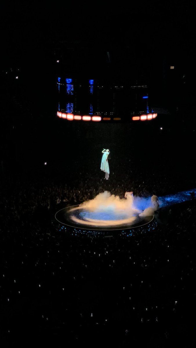 boatparking7's tweet photo. Had a great time at Ariana Grande! What a voice! #arianagrande #eternalsunshinetour https://t.co/VI69vqKxzH