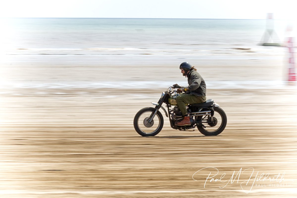 pmhimages's tweet photo. AJS going for another run
Watermark-free, hi-res downloads, prints, gifts & wall art available in the #RaceTheWaves gallery on https://t.co/Fq2V5ATdP6. Does your car feature?
#AJS #motorsport #rtw25 #beachrace #rtw2025 #motorbike #motorcycle #hotrod #vintage #car #cars https://t.co/DGhi3Wx0UE