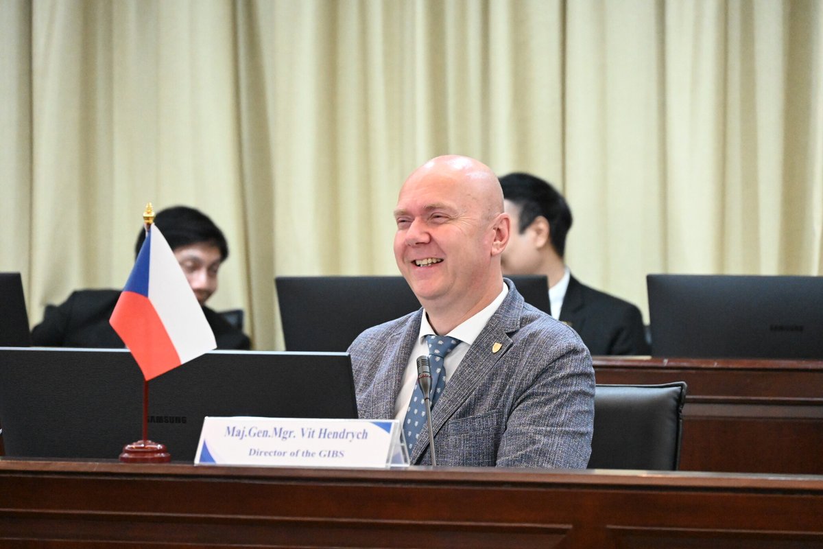 CZEmbassyTHA's tweet photo. 🇨🇿🇹🇭 Amb @PavelPitel attended the signing of MoU btw @nacc_thailand  &amp; https://t.co/a4sgIJacJd on 16 June 2026 by Maj. Gen. Vít Hendrych. MoU strengthens Czech-Thai cooperation in combating corruption, promoting transparency, the rule of law, and good governance. https://t.co/5DGddro8jW