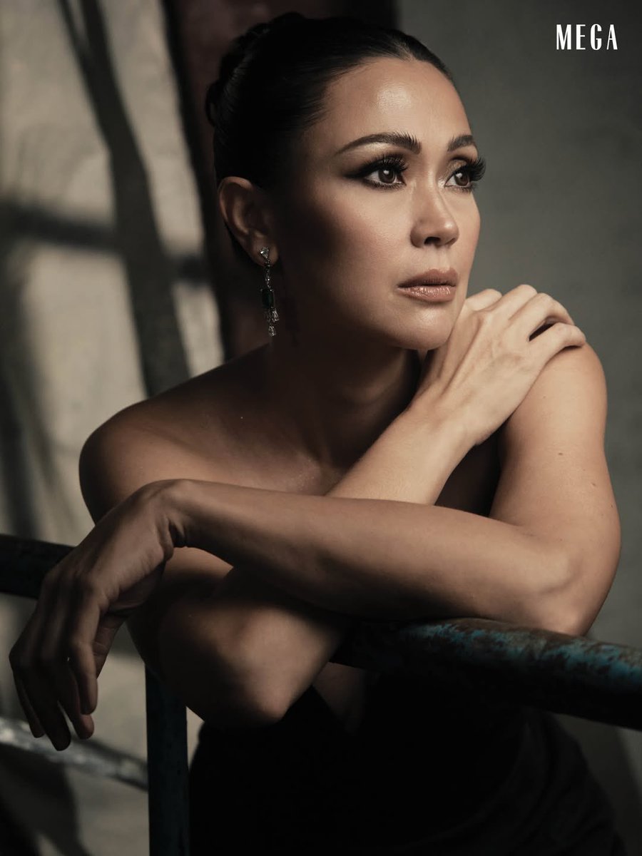bejodiweled's tweet photo. “Her open and curious mind, tethered by respect, guides her-because every character, even the most difficult or morally complicated, deserves compassion in her eyes.”

i really really really love my ever-so empathetic and passionate queen ✨ https://t.co/Eum4ffwhSo
