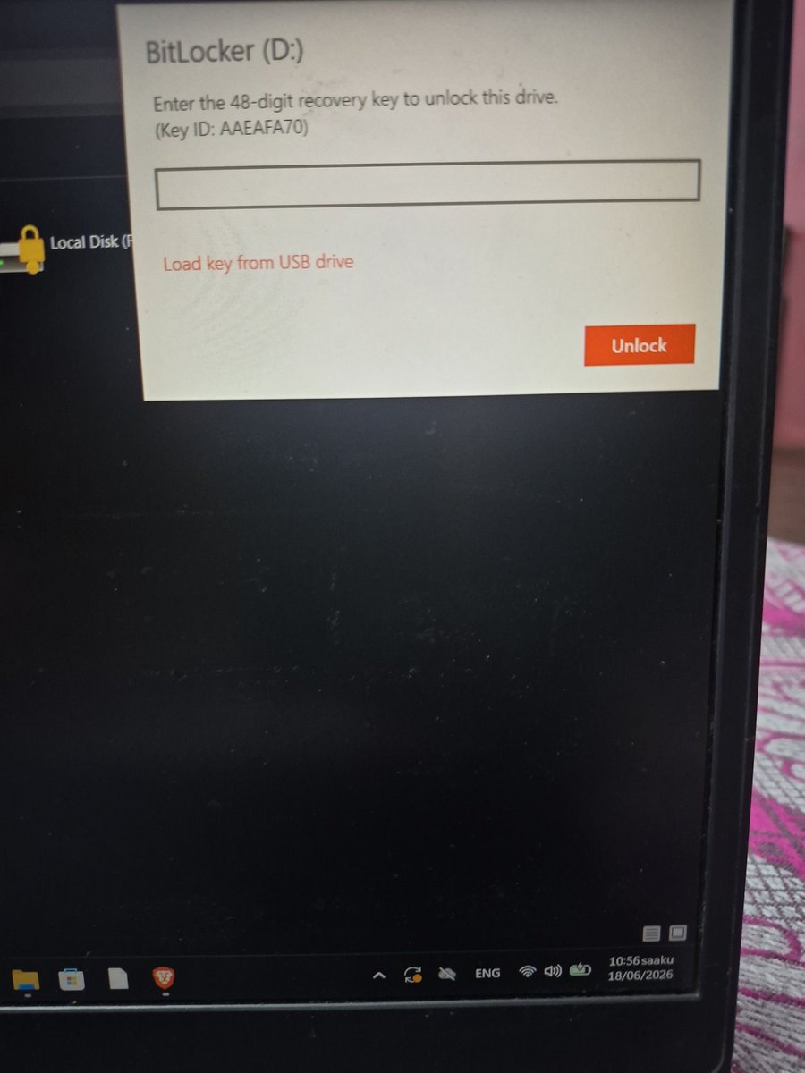 AltReo95883's tweet photo. c drive was corrupted so installed new  windows but the other drive got lock by BitLocker and the key of that would supposed to came on mail 
but I don't know which mail I used that time or mail is lost but I have very important data on my drive @Microsoft @Dell  @satyanadella https://t.co/PuiCizHz8B