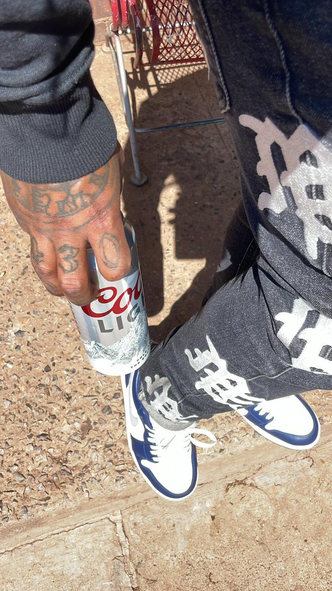 BeatoAmazin's tweet photo. Light 🤷🏽‍♂️ https://t.co/opM3DeqTes