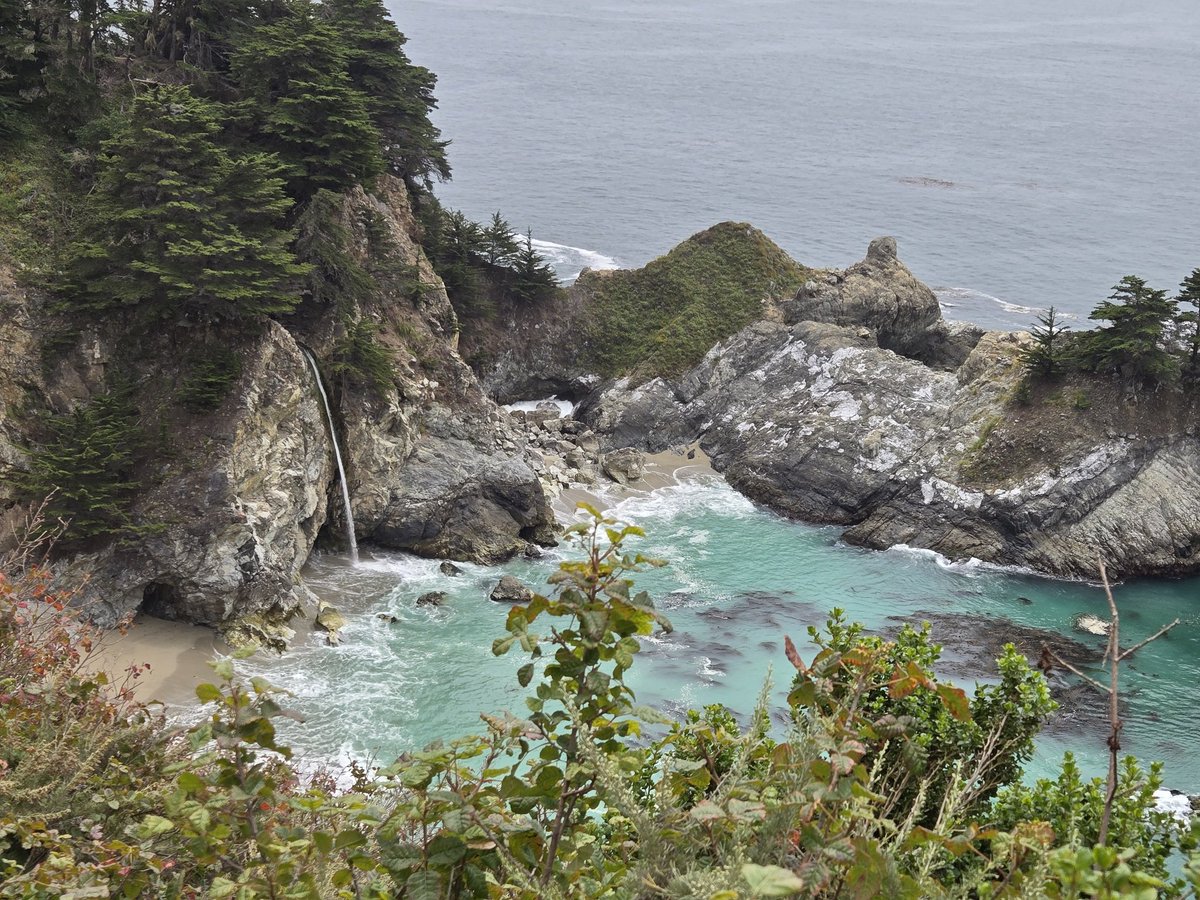 eddiespike's tweet photo. Pacific Coast Highway https://t.co/72ZrX3Y8wX