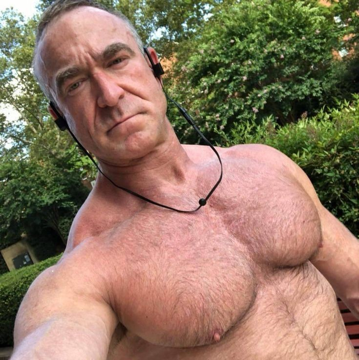 Daddy 4 Daddies tweet media