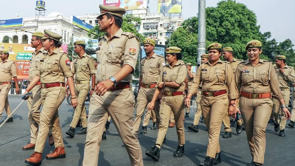 samarneeti's tweet photo. #यूपीपुलिस उपनिरीक्षक भर्ती की शारीरिक दक्षता परीक्षा 29 जून से 1 जुलाई तक, पढ़ें पूरी खबर.. पूरी खबर पढ़ने के लिए नीचे दिए लिंक पर क्लिक करें.. #समरनीतिन्यूज

#UPPolice #uppoliceexam #YogiAdityanath 

https://t.co/okuzNqFHjR https://t.co/vm8zln3YjF
