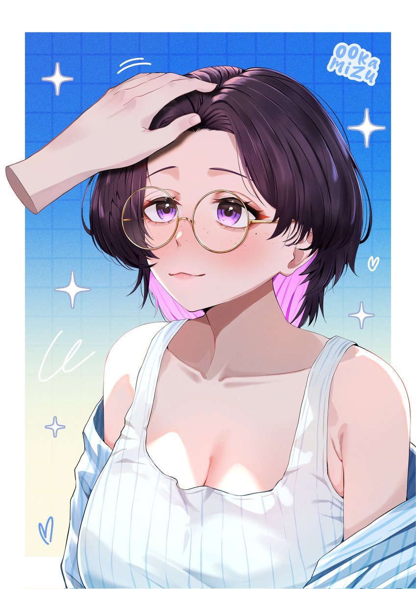 Ookamizuu's tweet photo. ✨ Just a cute girl and a comforting head pat 🫳💜

I wanted to make something soft, cozy, and relaxing to look at 🥹☁️

Hope you like it as much as I enjoyed drawing it 🫶💙

#digitalart #Headpat  #illustration #cuteart #digitalillustration https://t.co/I7f4Q22f9n