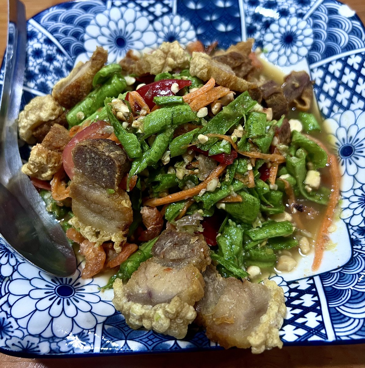 IsmeJib01's tweet photo. Lunchtime: ได้ทานอะไรอร่อยๆสักที ฮือออ😭 วันนี้นำเสนอเมนู;
- เต้าหู้ทรงเครื่อง
- ตำถั่วหมูกรอบ 
- หมึกผัดไข่เค็ม
- ปลาช่อนลุยสวย https://t.co/ESYF7oQRRn