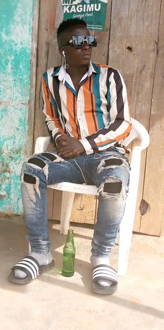 AKRAMLUSAMBYA's tweet photo. Kings man https://t.co/J4HvhfUp8a