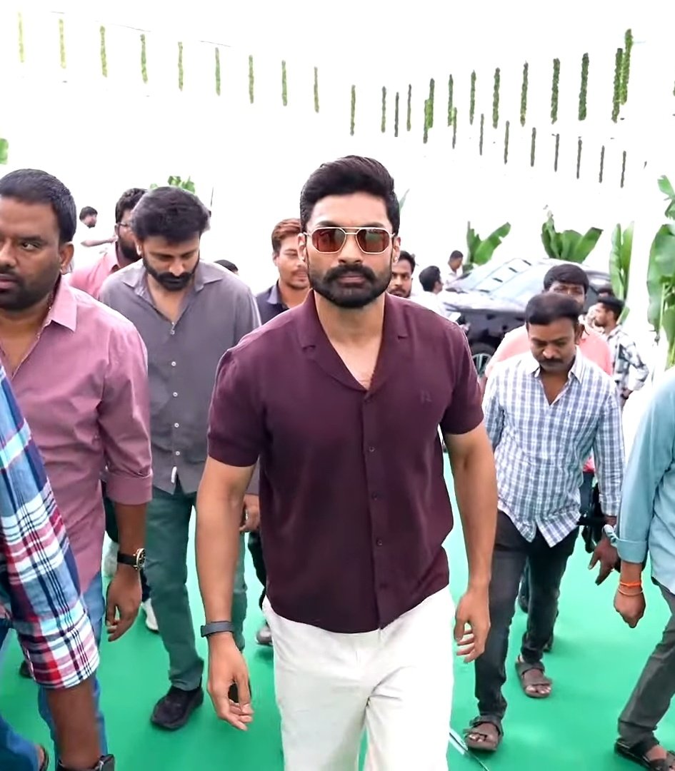 NTRSevaSamithi's tweet photo. #VenkyAnil5 - #NKRAR2  pooja ceremony ❤️‍🔥kalyanRam Anna @NANDAMURIKALYAN Looks 👌👌👌👌❤️❤️ @NTRArtsOfficial https://t.co/fCbDRAlBOi