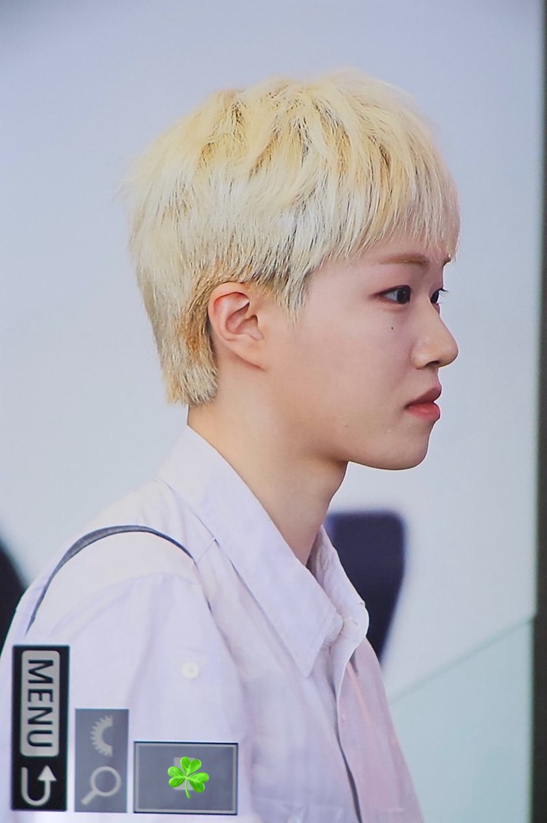 NAZEkkikki's tweet photo. 260618 ✈️ #아토 #ATO #네이즈 #NAZE https://t.co/yVDfmb5ZSw