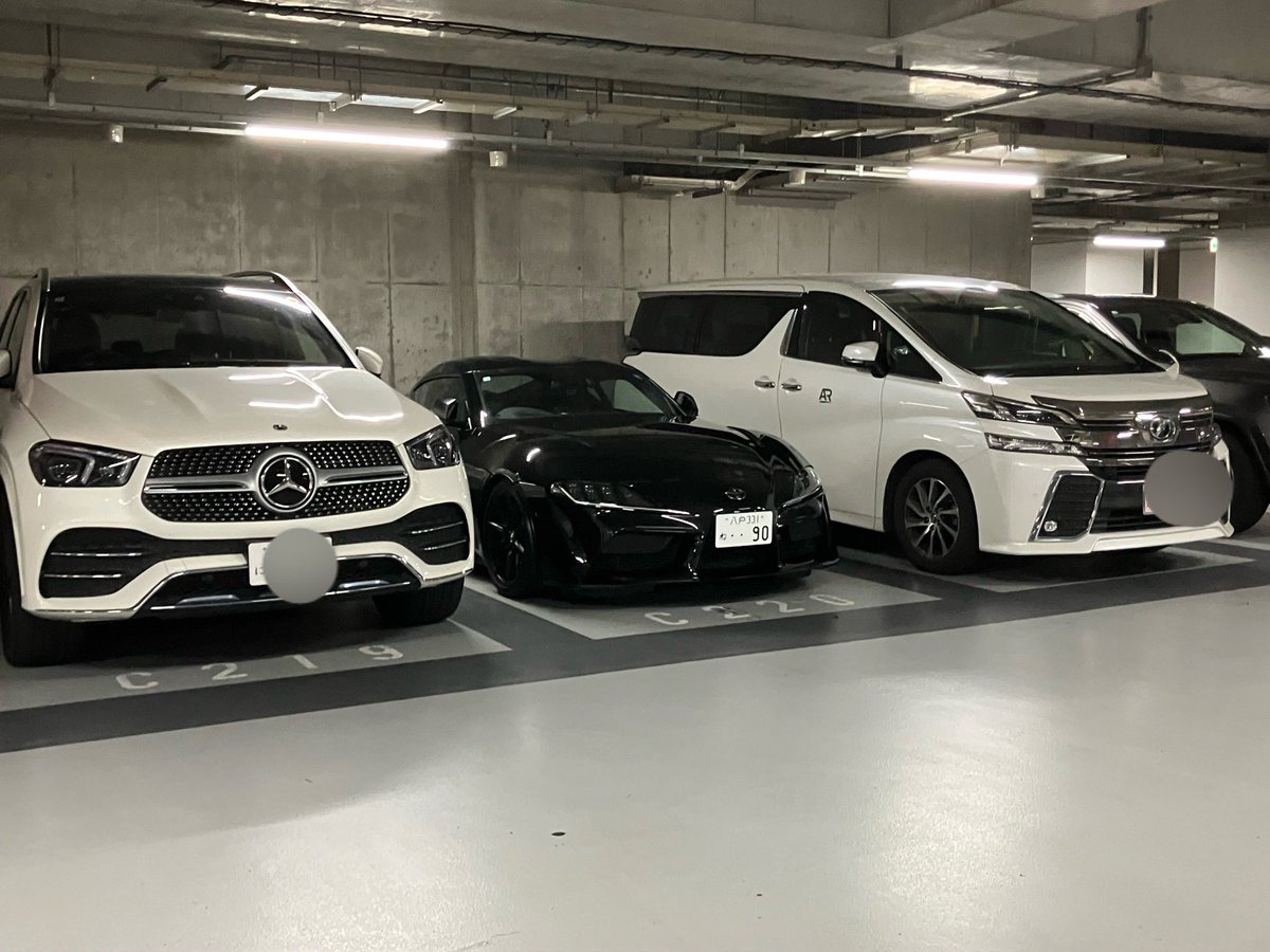 Rikuto_mctr's tweet photo. スープラくんが小さく見える https://t.co/eVnCdxopjz