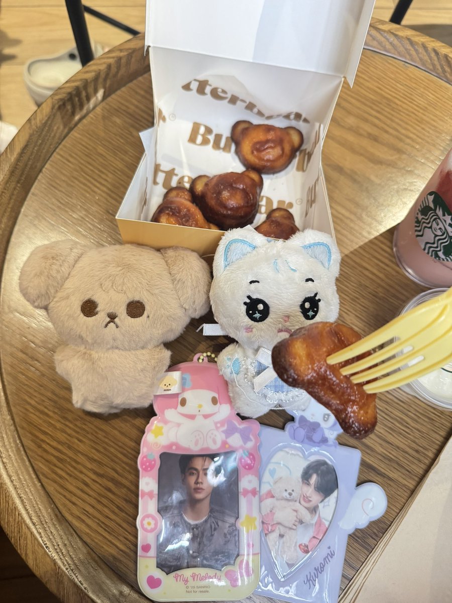 starcuteeiei's tweet photo. พามอมกับไอชิมากินบัตเตอร์ต๊อก😋😋😋

#FlyingTigerxAA
#FirstFlightWithAA
#AAashirakorn https://t.co/0YMoAAawU1