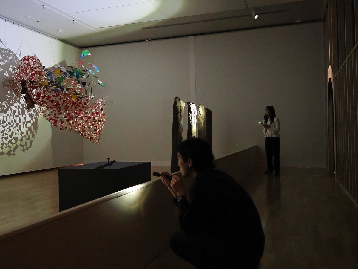 shiga_kenbi's tweet photo. ＼閉幕まであと３日／
✅開催中「ためして、みる展」

週末のおでかけはもうお決まりですか？
さわって、照らして、ねそべって
10の方法でアートを楽しみませんか？
おとなも子どもも楽しめる展覧会です！
ぜひ遊びにきてね！

#滋賀子連れお出かけ #滋賀お出かけ #滋賀ママ #滋賀おでかけ
#京都ママ #琵琶湖ドライブ #週末お出かけ