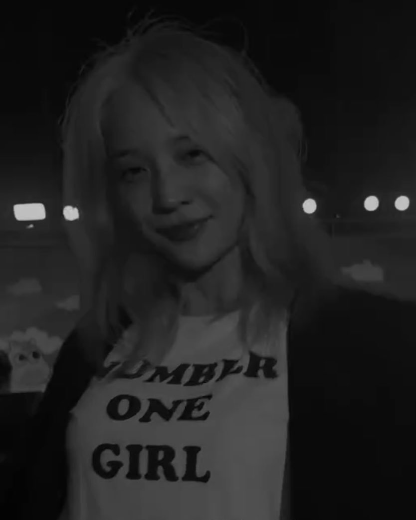 YUJIN110147's tweet photo. ปรุงจืดหล่อมากกก

#Janhae https://t.co/hHUTz2Umyp