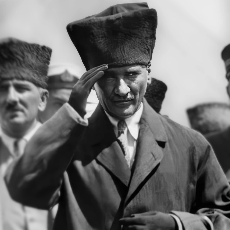 bpthaber's tweet photo. Özbekistan'ın başkenti olan Taşkent'teki bir caddeye, Mustafa Kemal Atatürk'ün adı verilecek. https://t.co/NW5S68i9sI
