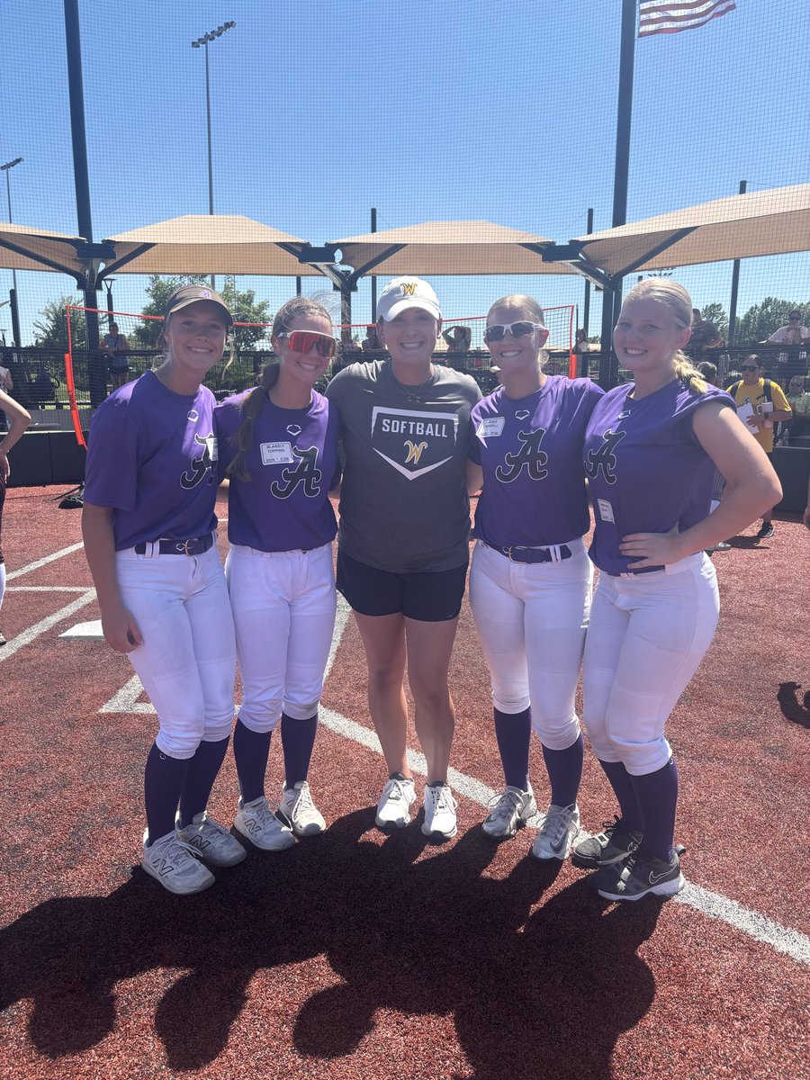 savannahgering's tweet photo. Had a super fun time at 2026 Fastpitch camp today! Learned a lot and got a lot of good work in. Thank you Epic Premier Fastpitch for putting the camp on and to all the coaches who came out to watch!
@AcesMeirowsky @GoShockersSB @TulsaSoftball @MSC_Softball https://t.co/SSWusmXEU9