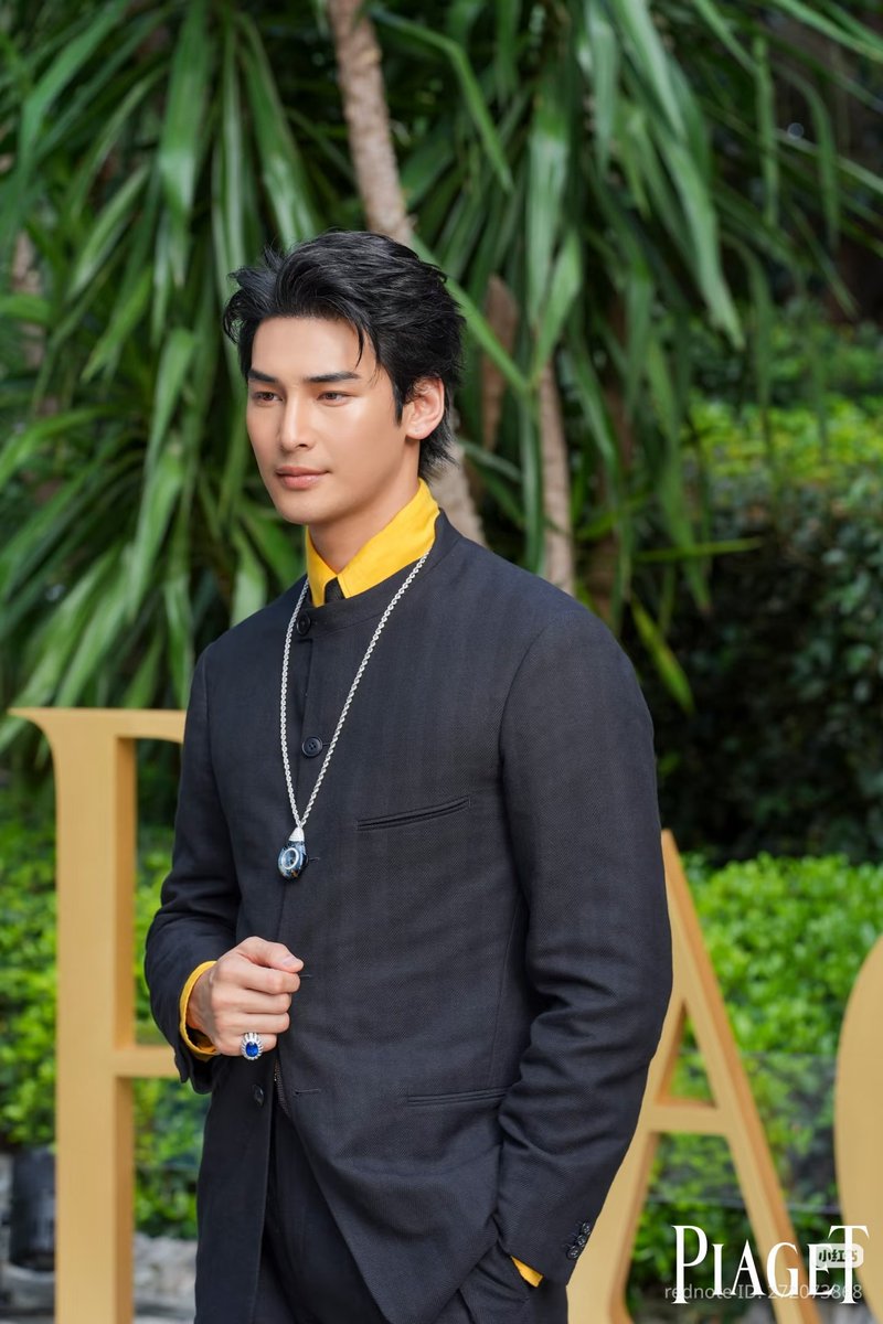 iamisus's tweet photo. ตายๆๆๆๆ นายน้อยเลือดมังกรมาก #ApoxPiagetColoursOfExtraleganza https://t.co/BCmgKiwEdF