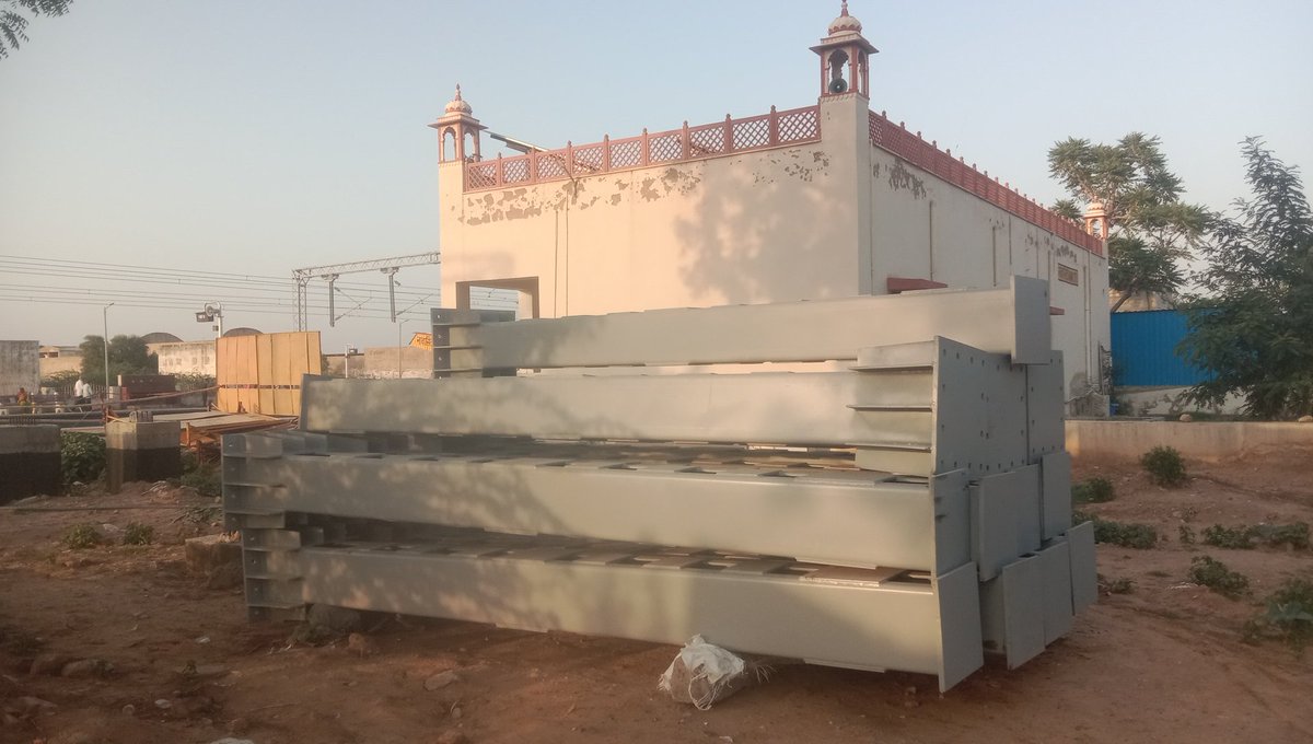 MCity87923's tweet photo. @PMOIndia
@AshwiniVaishnaw
@RavneetBittu
@BJP4India
@BhajanlalBjp
@BJP4Rajasthan
@cpjoshiBJP
@gssjodhpur
@crchaudharymos
@jyotimirdha
@RailwaySeva
@RailMinIndia
@RailMadad
@Railmadad_DBG
@GMNWRailway
@DRMJodhpurNWR
@Rajasthanwalla NAC पर इस लांचिंग की डेट आगे कसक गई क्या सर https://t.co/QO1CRJcsnr