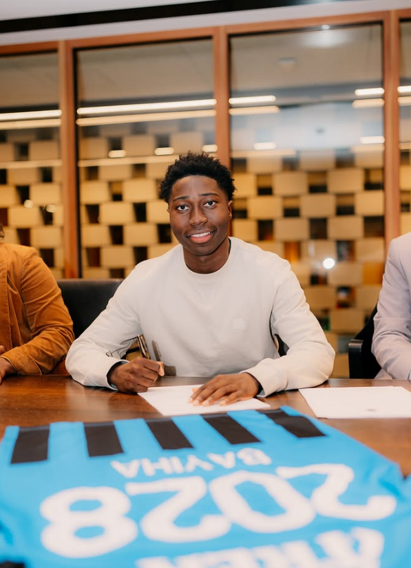MichelFCBerix's tweet photo. Happy birthday on 18 June:
- Jean-Paul Bayiha (17)
- Roger Hermans (76)
#ClubBrugge #ClubNXT https://t.co/iNC9sI2iwJ