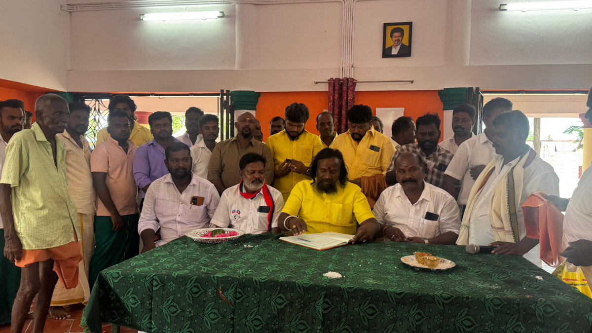 KKSelvakumaroff's tweet photo. தமிழர் தேசத்தின் கொள்கை வழிகாட்டி, தியாக சீலர் ஐயா.பூ.கக்கன் அவர்களின் பிறந்த தினத்தில் அவர் பிறந்த மண், மதுரை மாவட்டம், மேலூர் வட்டம்,  தும்பைபட்டியில் அமைந்துள்ள அவரது மணிமண்டபத்தில் உள்ள ஐயாவின் திருவுருவச்சிலைக்கு மாலை அணிவித்து மரியாதை செலுத்தினோம்!.. https://t.co/8mMV5umzKU