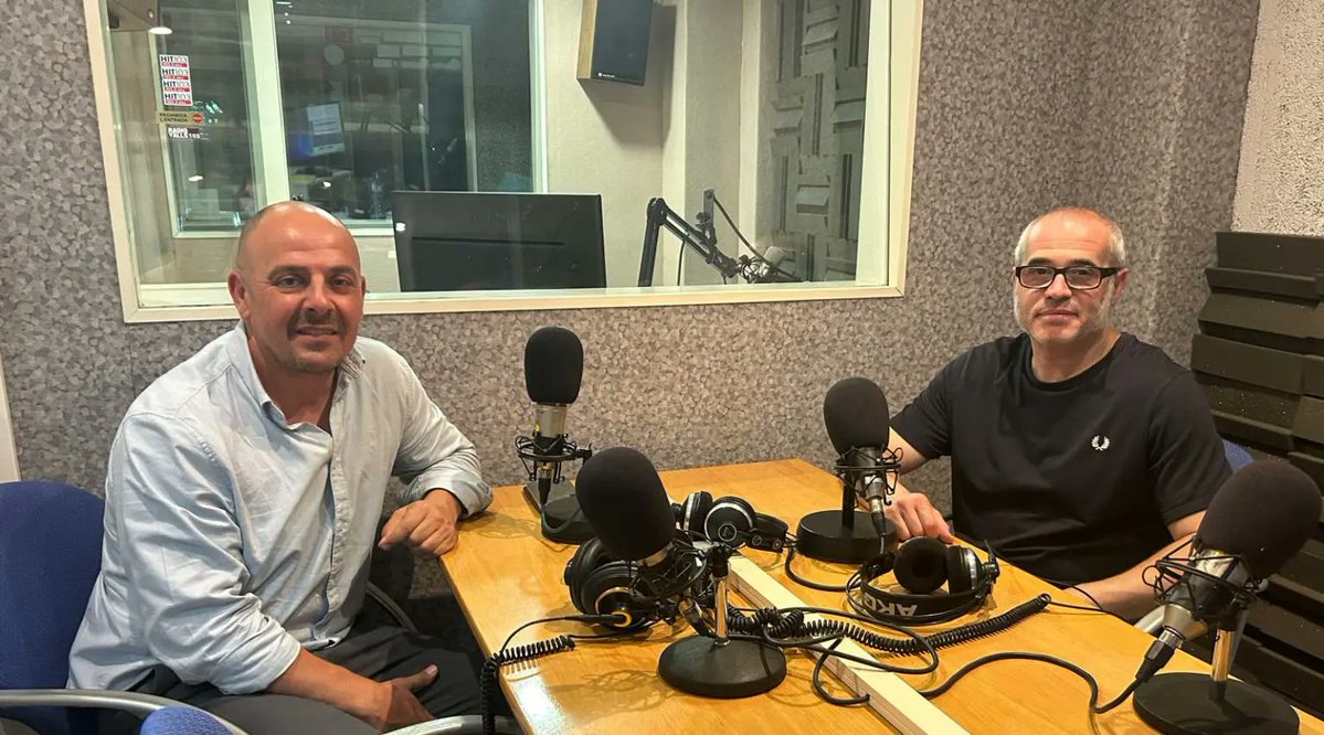 revistacastells's tweet photo. Ràdio Ciutat de Valls s’aboca als castells.
▶️ Els programes ‘Des de la Plaça del Blat’ i ‘Apretant la faixa’, les retransmissions i el web de contingut i accés a altres espais protagonitzen l'aposta:
👉 https://t.co/FGFbkYqPl5
#castells #castellers https://t.co/3cSGp5NjrU