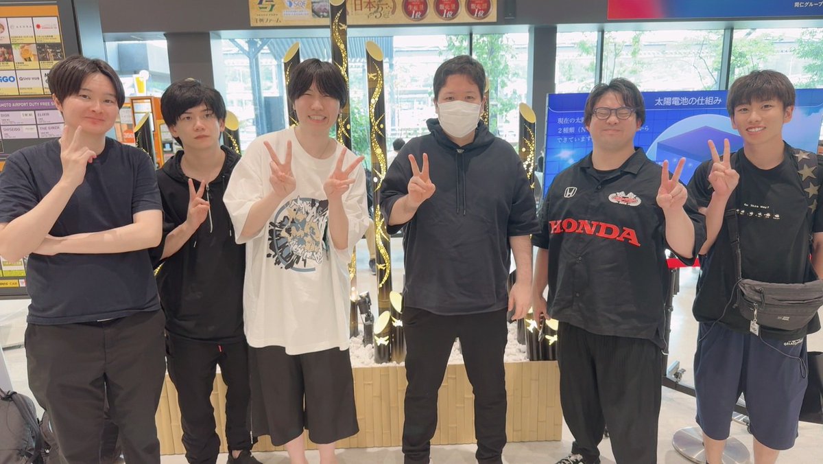 gesgest122's tweet photo. コレコレさんの旅行配信ありがとうございました！
めちゃくちゃ楽しかったです！ https://t.co/LJY2dkftTp
