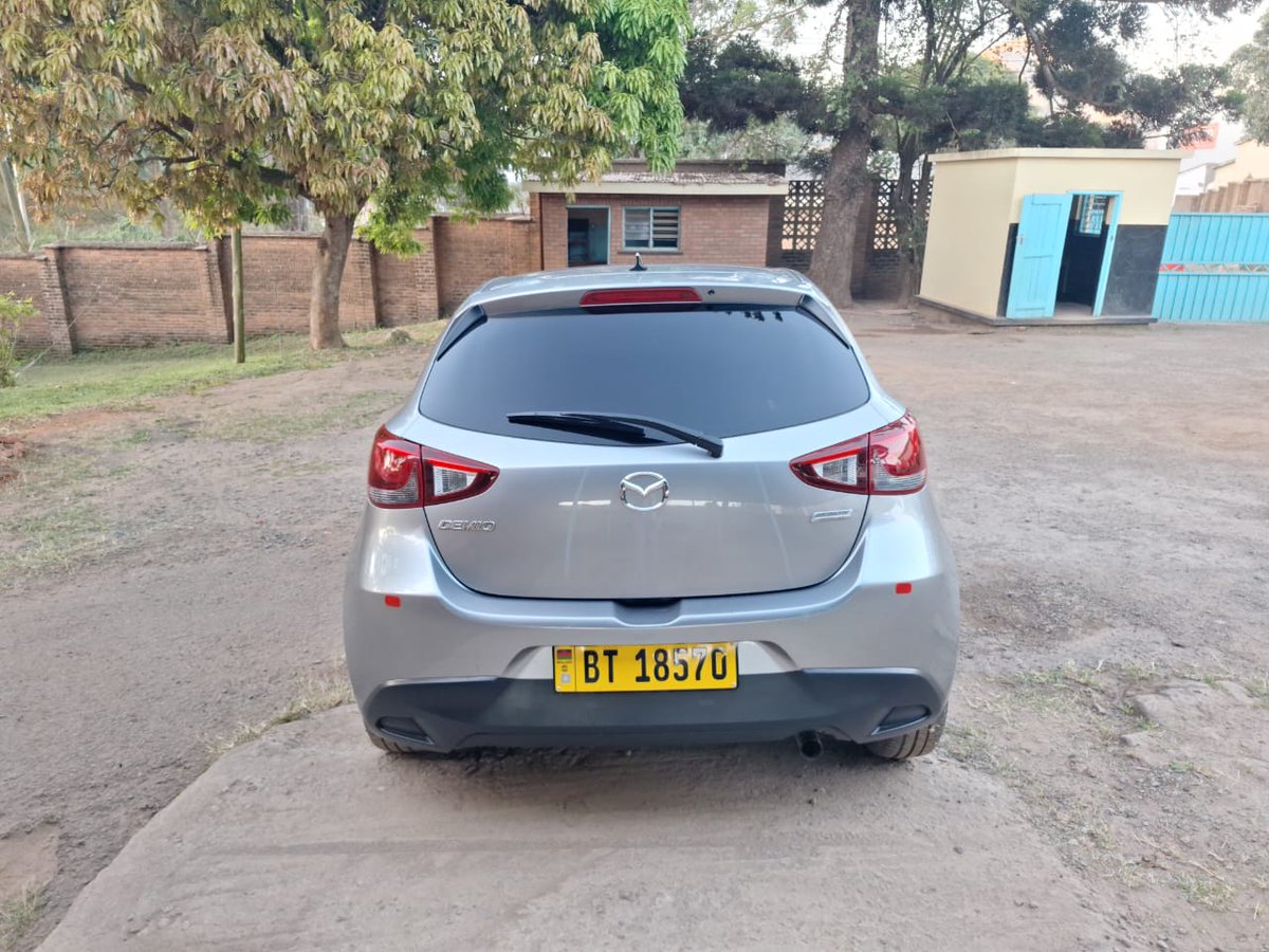JulioMulenga's tweet photo. Let's do business

MAZDA DEMIO 

(One month since registration)

2014YOM 
Automatic transmission 
Petrol engine 
Mileage 95,000 kms

Price : 19.8 million negotiable 
Blantyre
Contact Details: +265 893 26 82 32
Email: hotwheelsblantyre@gmail.com https://t.co/83KbCkb2Nb