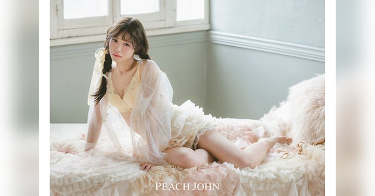 elegelacom's tweet photo. 🌸Peel the Apple浅原凜がPEACH JOHN夏ランジェリーを着こなす「LOVE IDOLS」公開！
リーダーのスカイブルーカラーが映えるLook01〜08。刺繍プチプラブラ(2190円)、背中美人ノンワイヤー、PJ BASICブラレット、総レース脇高ブラなど機能性とデザ...
詳細はこちら👇
https://t.co/gIXLjZZgrq https://t.co/9VDbF4l598