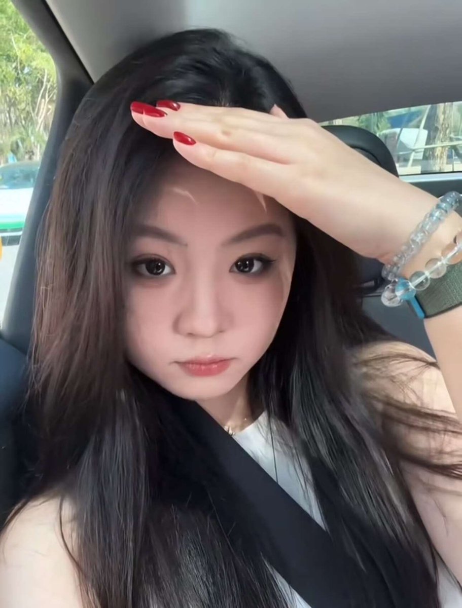WhiteBoyRacist's tweet photo. 河北廊坊在读研不喜欢那种没有经济的男生最基本的开销，你一定要有吧所以不想找大学生之类的身高164体重51能爆金币的最好了希望能有一点点小颜值，没有颜值的话，爆金币来凑 https://t.co/tNzs1v3Nou