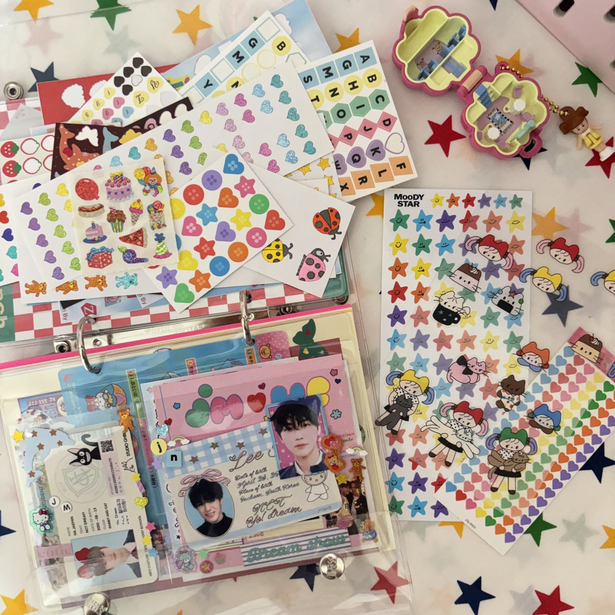 210perzen's tweet photo. happi <33 🏡🌈⭐️ https://t.co/Ssopuw96ot