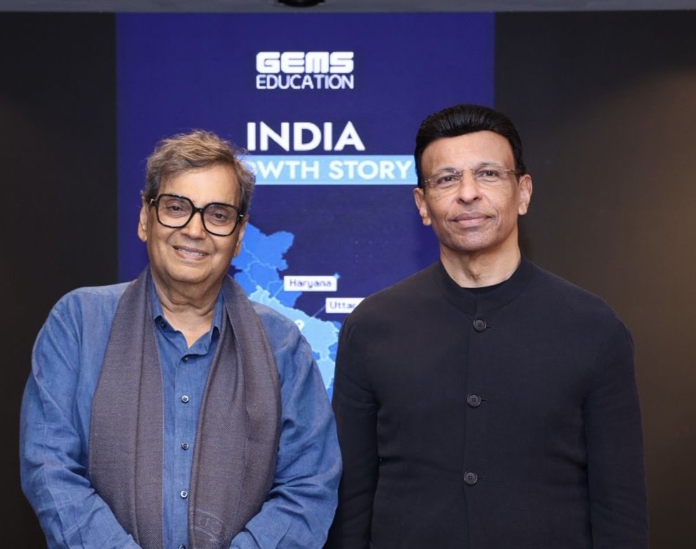 SubhashGhai1's tweet photo. THANK U 
Mr #SUNNY VARKEY 
- chairman of #GEM EDUCATION
For inviting me n prime team of whistlingwoods international for lunch yest to share our visions to build a new education philosophy at school levels in India tomorrow . 🇮🇳 great insight ji🙏🏽 https://t.co/DKS9h1Z5uf