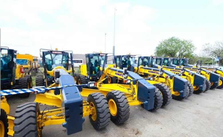ConstructionSfy's tweet photo. More than R250 million worth of construction machinery was stolen in KZN by a criminal syndicate https://t.co/VdFK6LnpV0

#ConstructionSafety #Crime #Theft #Corruption #Syndicates @SAPoliceService @TruckAndFreight https://t.co/wTH7KXmRye