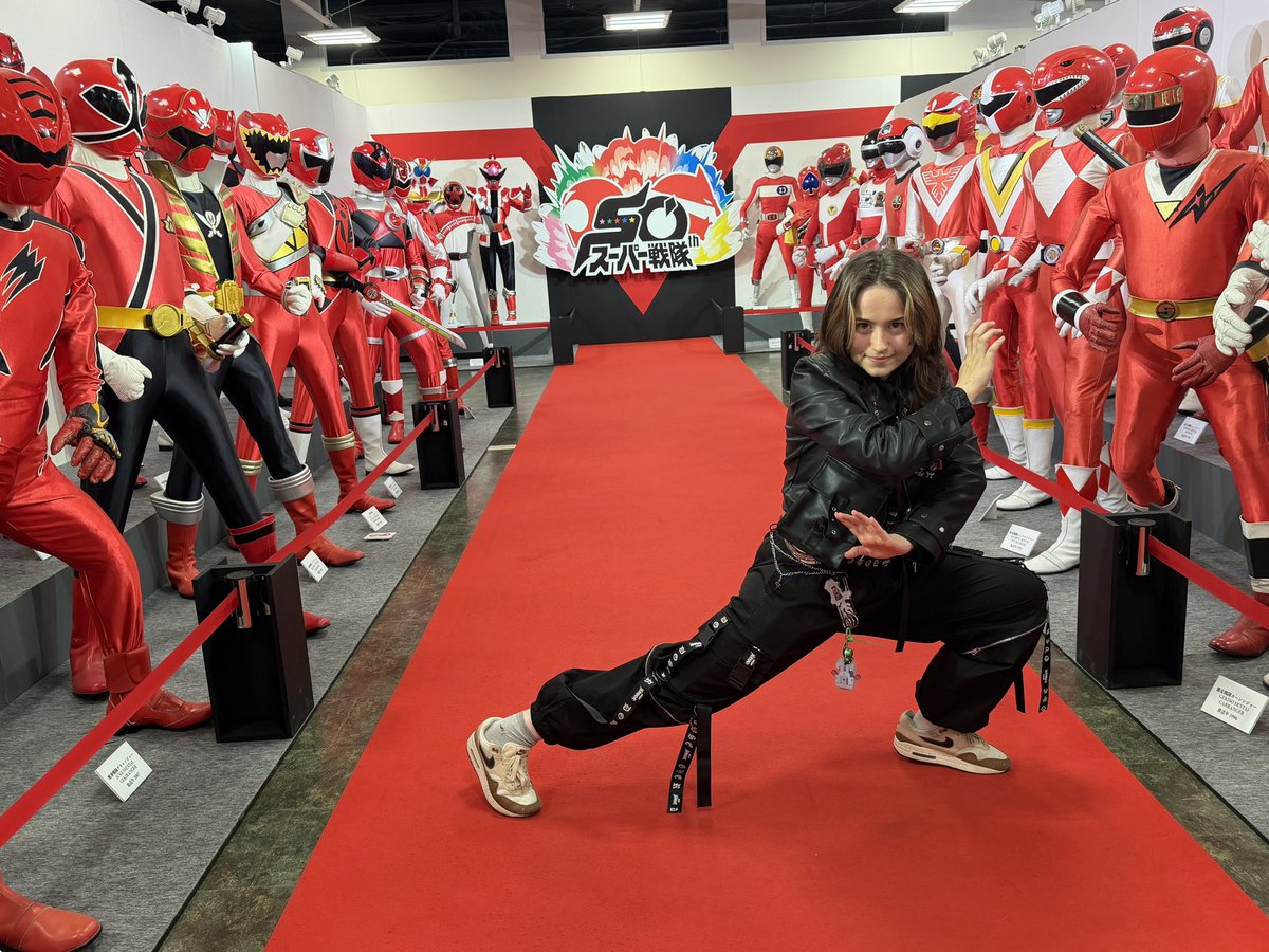 tokuridermax's tweet photo. From the other day: 
Getting ready to be gaosilver yayyy https://t.co/YGdZ37d1rh