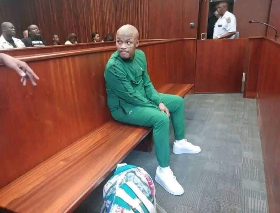 Am_Blujay's tweet photo. Fans of Lekompo star Shebeshxt have questioned the justice system after Jub Jub was granted R5,000 bail following his arrest over an alleged pellet gun incident.

Supporters point out that Shebeshxt has spent seven months in custody with no sign of bail, accusing the courts of treating the 31-year-old unfairly.