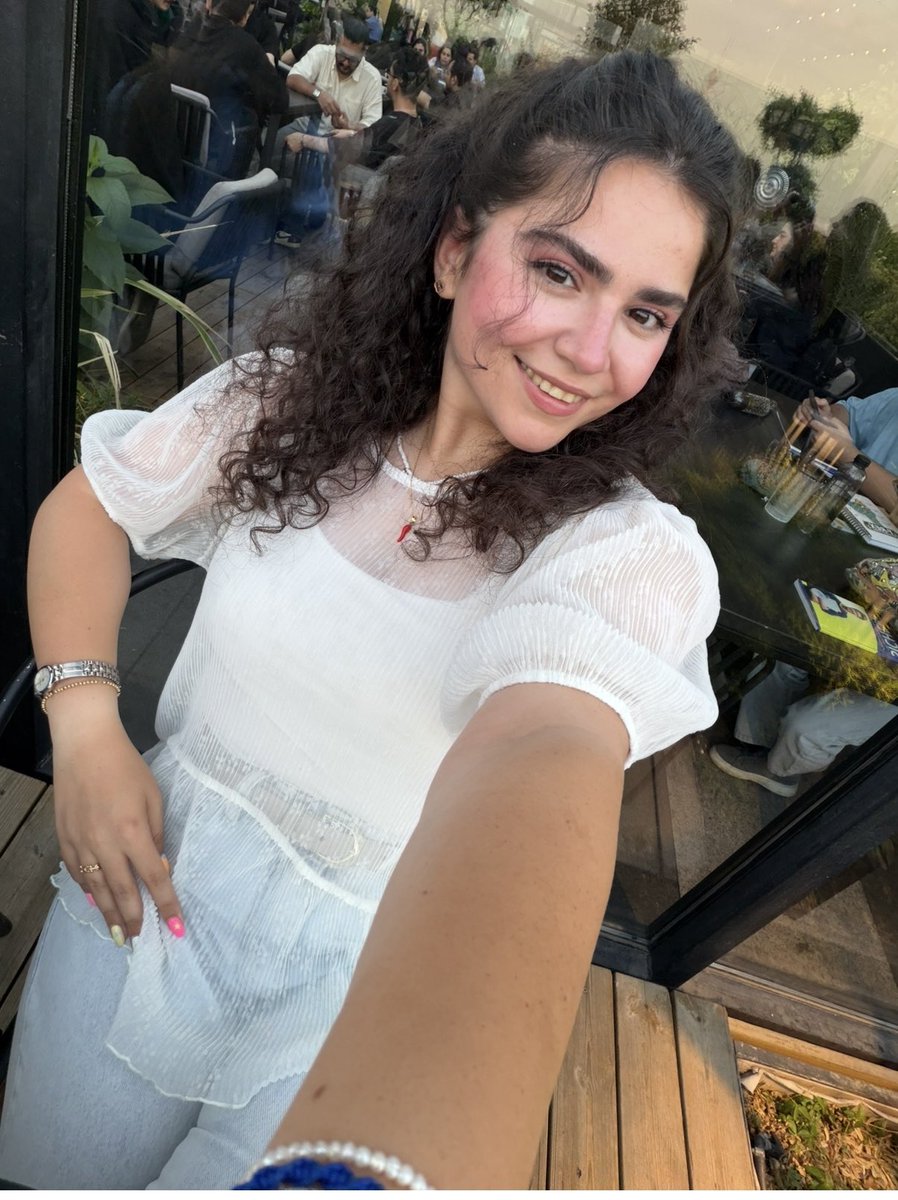 niki🥥💙 tweet media