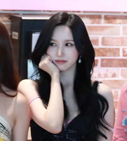 997MYMN's tweet photo. aaaaaaaaaaaaaaaaaaaaa my minari :(((( https://t.co/KcnrqMPVuJ