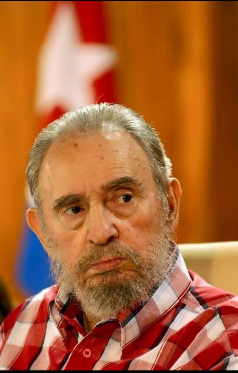 IraimaPereda's tweet photo. Fuiste, eres y serás siempre el padre de todos los Cubanos. 🇨🇺🇨🇺🇨🇺
Fidel por siempre
#fidelesfidel 
#CubaViveEnSuHistoría https://t.co/ScWFIY0Njr