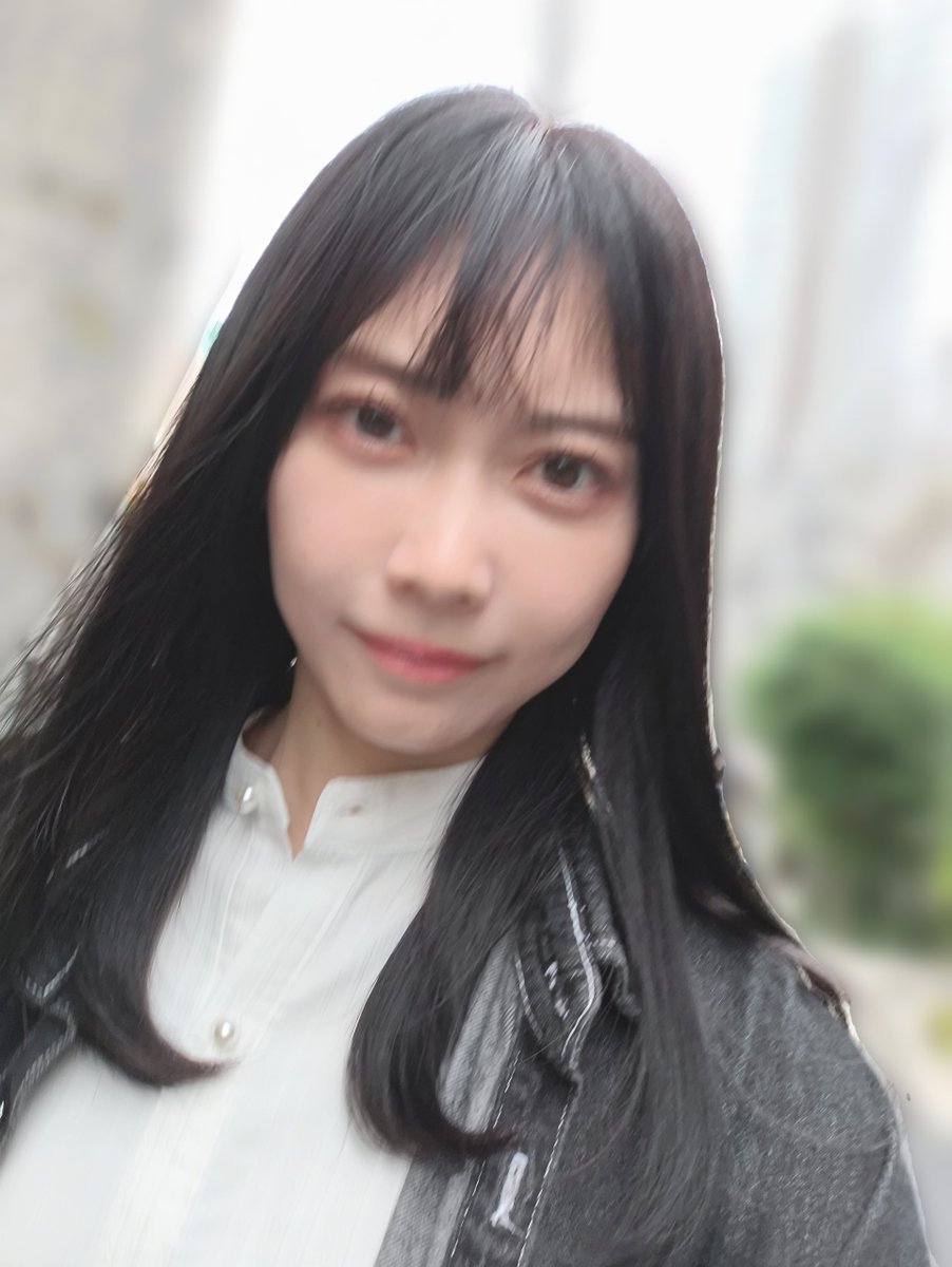 himena0511's tweet photo. 美容室から出た瞬間！ブ��ブレ笑
黒ではなく茶のすんごい暗めが良いって言ってこれになったけど気に入りすぎたから写真たくさん撮っとかなきゃ☺️
暗さに伸びしろ持たせてくれたらしいから次回はもう少し暗めかな😌 https://t.co/rxf5KolSZ0