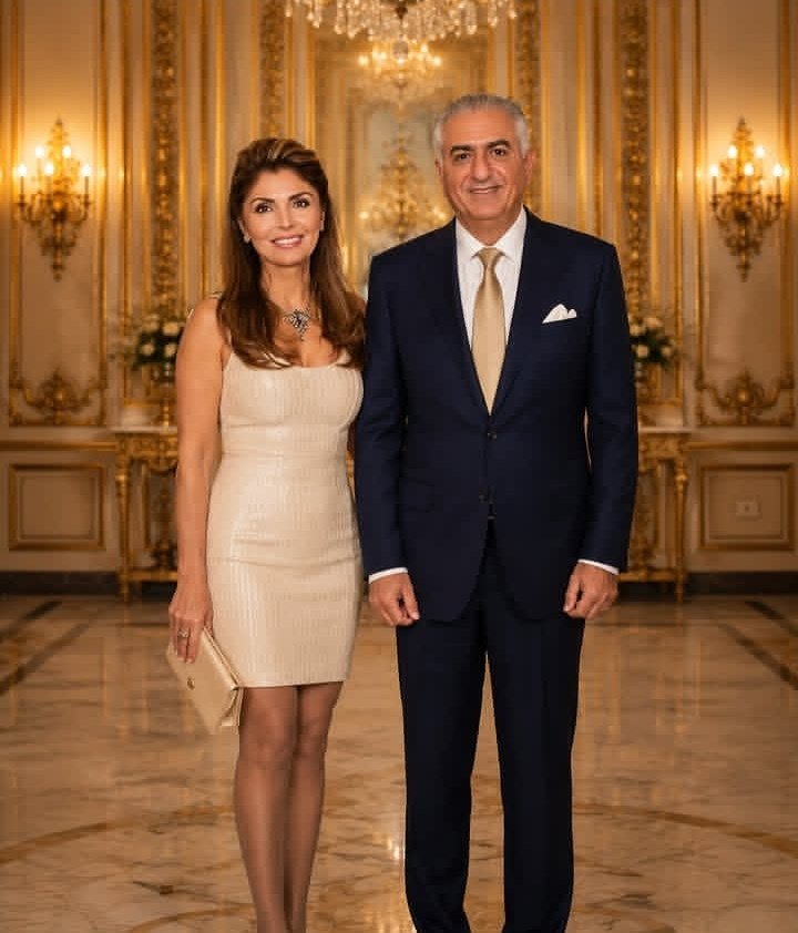 FazelDalir's tweet photo. روزم‌ رو با نام و یاد و تصویر پادشاه خوبان و ملکه‌ی زیبای ایران‌زمین شروع میکنم❤️🇮🇷

@PahlaviReza

#KingRezaPahlavi‌ForIran 
#KingRezaPahlavi‌ 
#انقلاب_شیروخورشید https://t.co/ZumHts0g5i