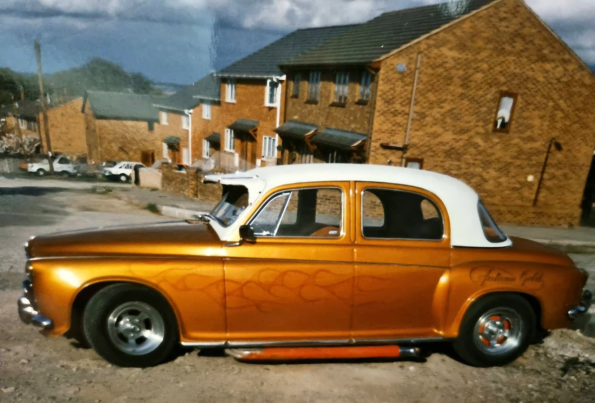 poppa1138's tweet photo. Rover P4 , Autumn Gold #Rover #customcar #hotrod https://t.co/uy4EfAxxxP