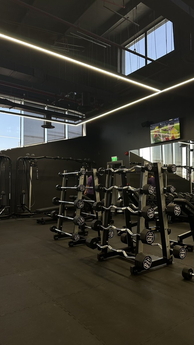 os21l's tweet photo. صباح ال gym https://t.co/lGzr6feMs6