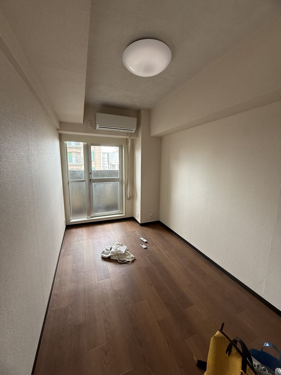 NCP131_Seiyan's tweet photo. 昨日で3年間住んだ歌舞伎町とバイバイしてきました
ホテル街の真ん中にあって、なかなか特殊な人がたくさん住んでるマンションで毎日刺激的でした

もう住むことはないと思うけど貴重な経験😁 https://t.co/eaMtnG9nKg