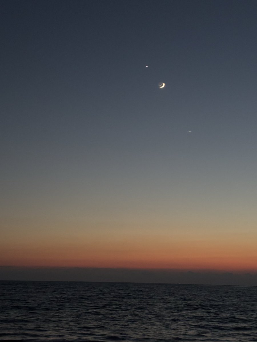 genccdamla's tweet photo. 17.06🫠🌙🌝🌛✨🌟 https://t.co/44cHMYfPqH