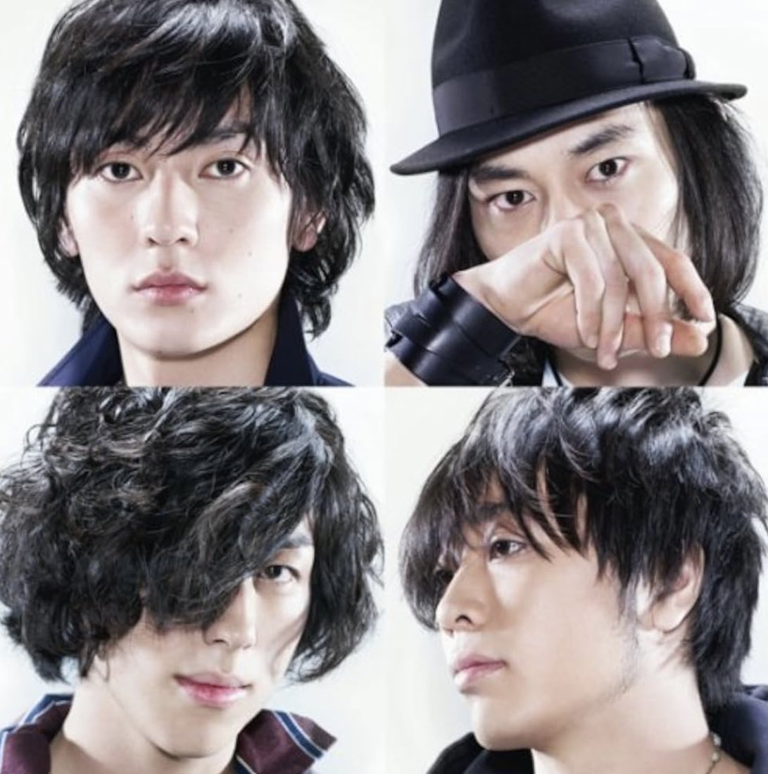 24tkmA's tweet photo. え、この一生さん、誰？！ってくらいバチクソ横顔綺麗なんだけど笑笑
#flumpool https://t.co/NlwF3osqpR