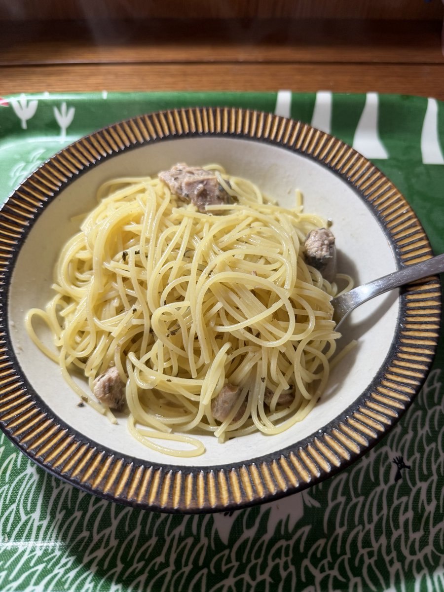 sakifixo's tweet photo. レモンとサバのパスタ🍋🐟 https://t.co/VeXEqObNGI