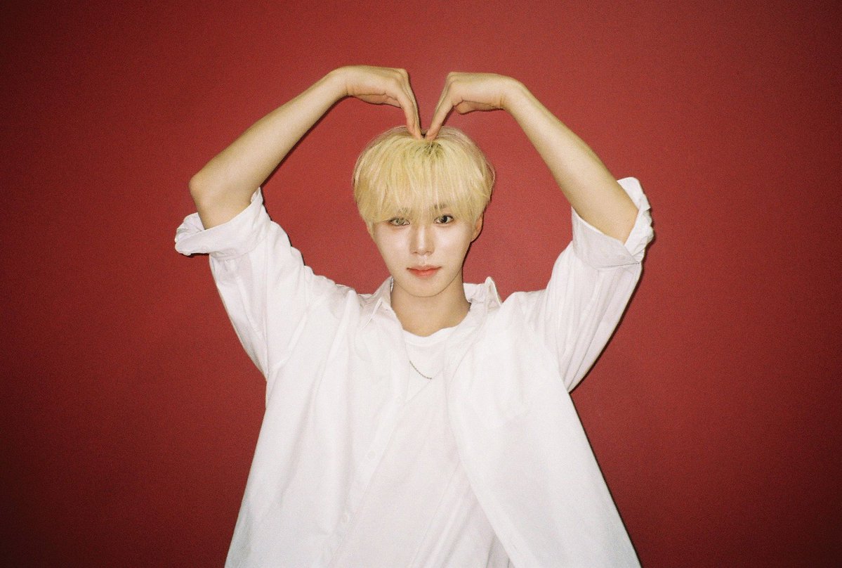 haoseoarchive's tweet photo. school love affair https://t.co/a39CWphf5t