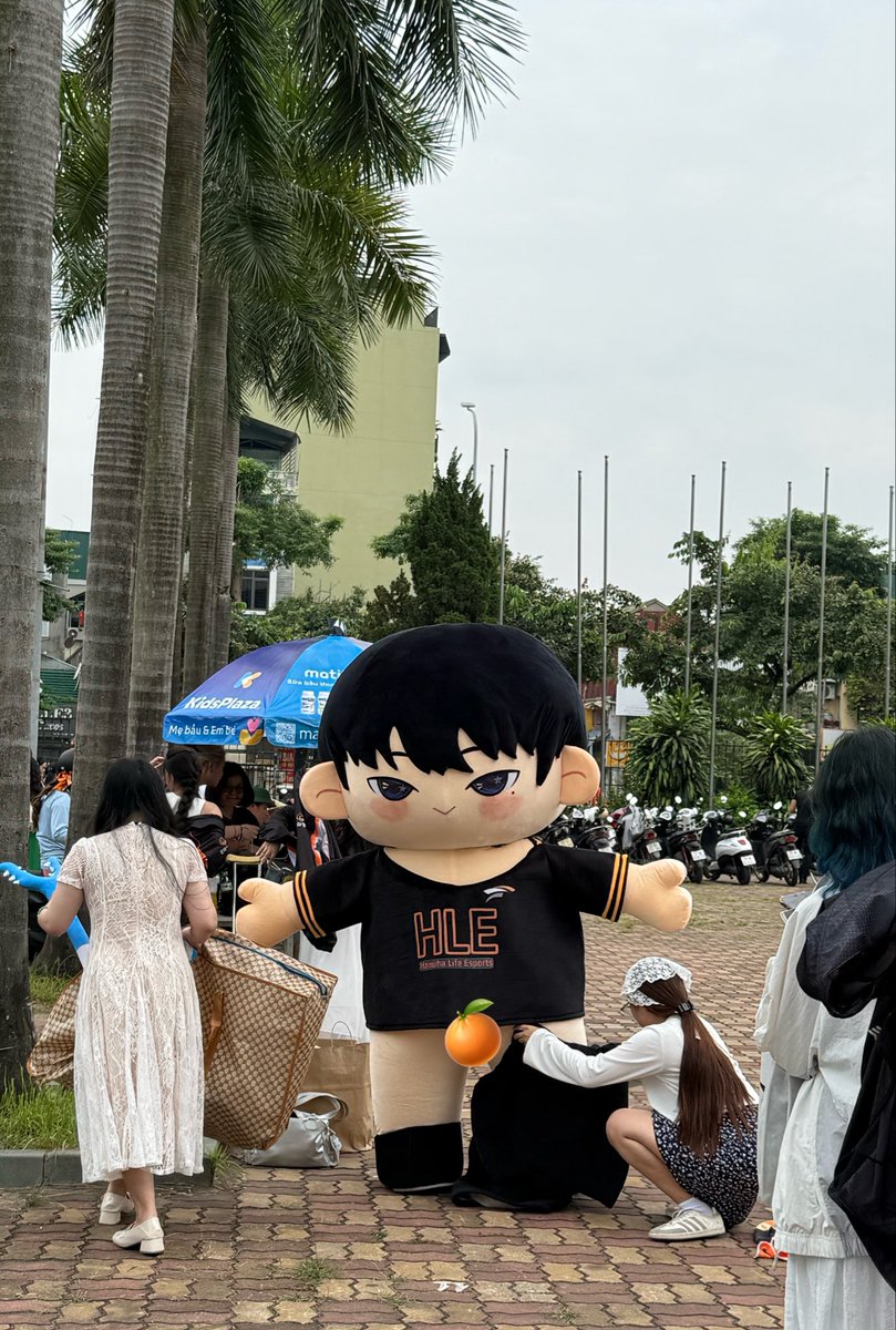 douchebeam's tweet photo. เซก้ากางเกงหลุดอีกแล้ว 😭 https://t.co/E0MbwvWuDs